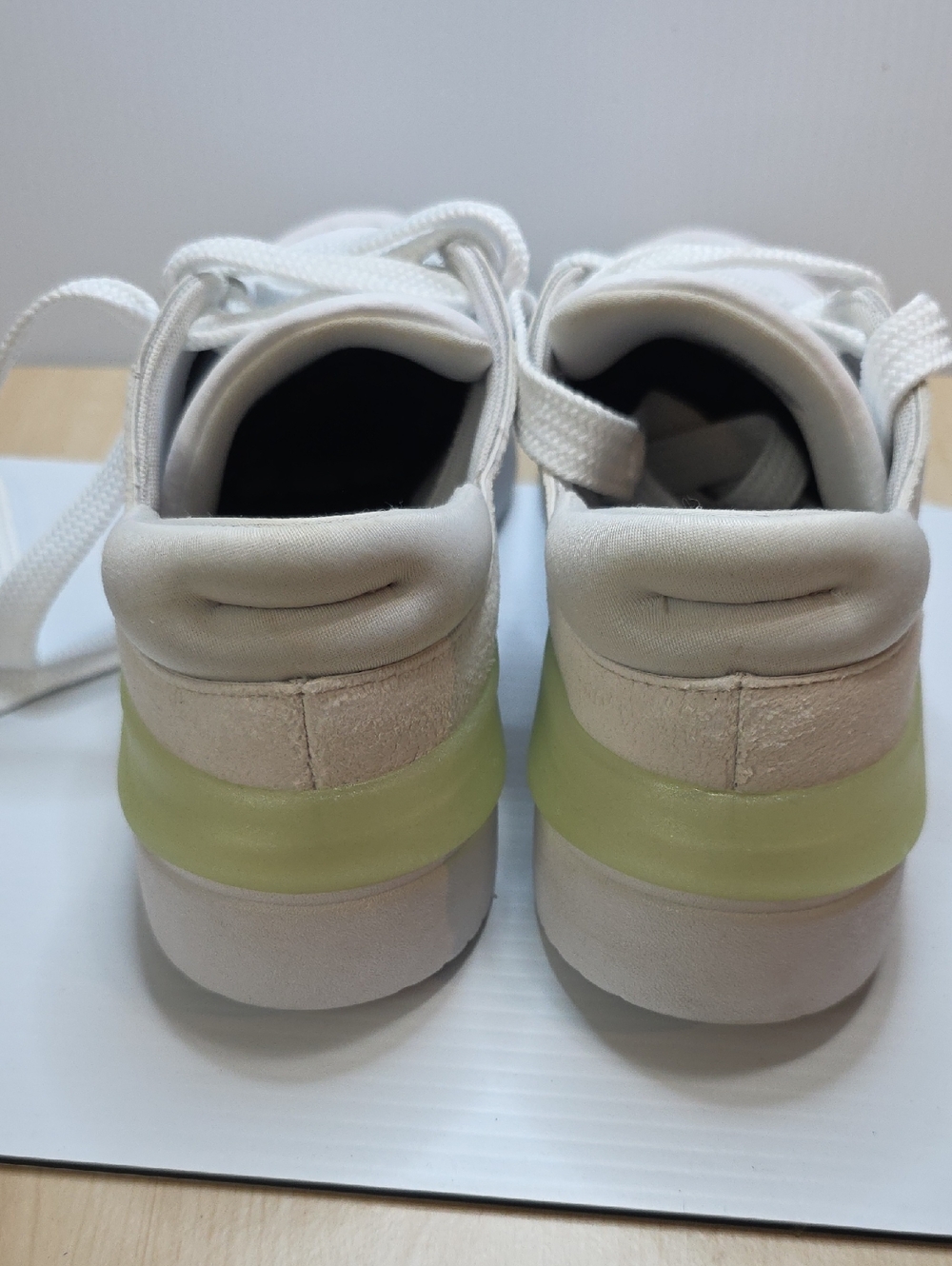 adidas COURT FUNK WOMENS White/ chatreuse Low-Top Leather Sneakers Size 10w - Picture 7 of 9